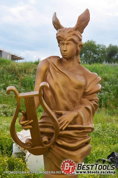 Rasina-Acrilica-AcrylicOne-Statuete (18).jpg