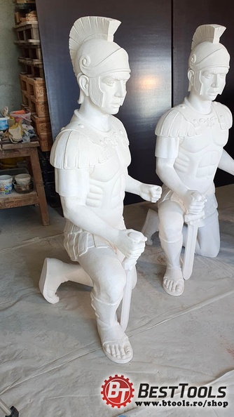 Statuete-Acrylic-One-BestTools-Rasina-acrilica (3).jpg